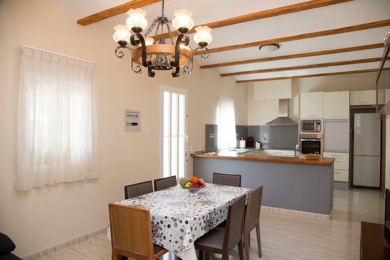 הוילה Camarles Casa Josep מראה חיצוני תמונה